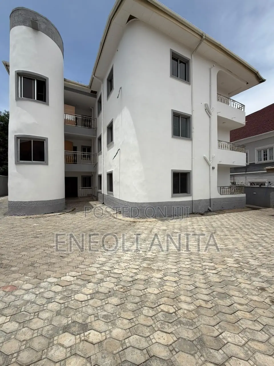 4bdrm Block of Flats in Garki for sale in Garki