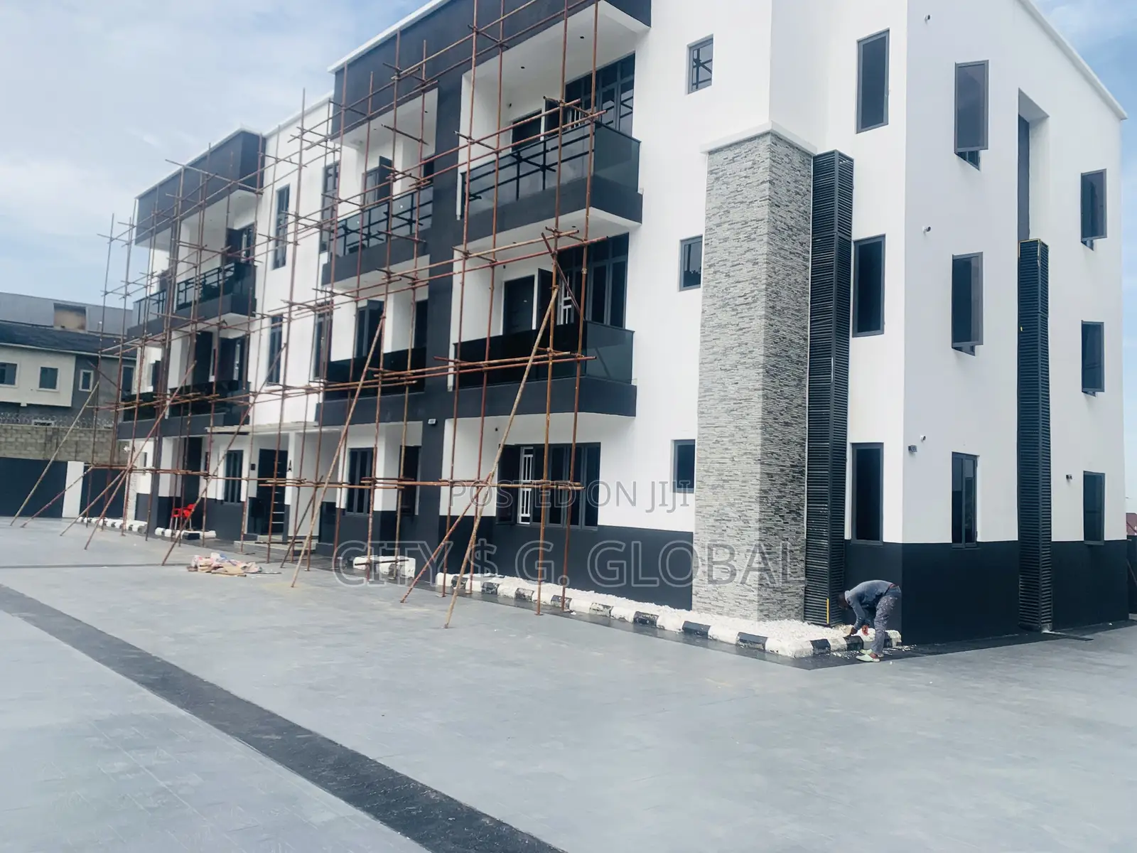Furnished 3bdrm Block of Flats in Dawaki for sale in Dawaki