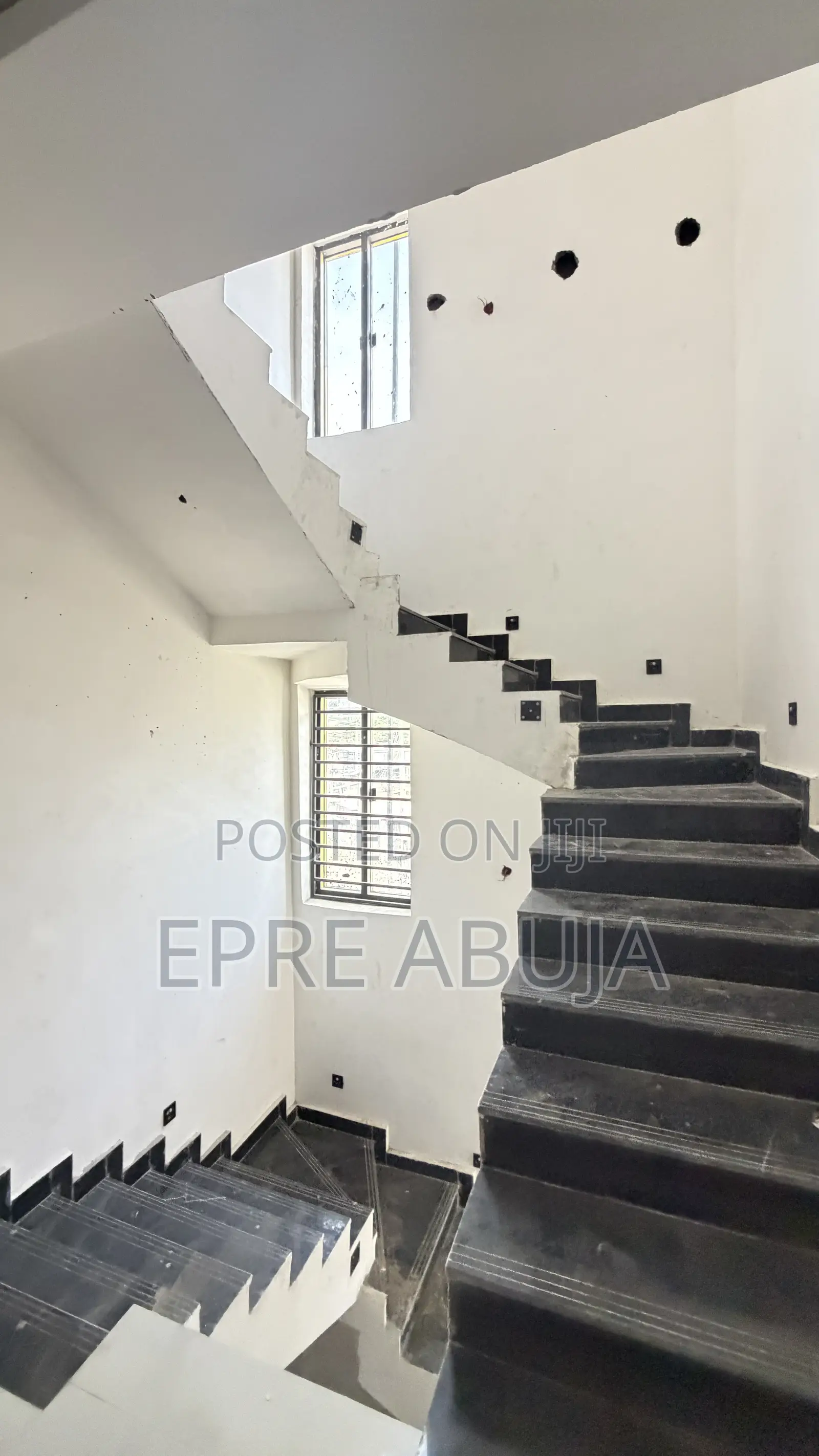 4bdrm Townhouse/Terrace in Guzape District for sale in Guzape District