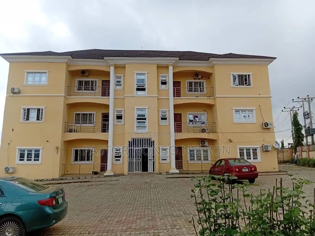 3bdrm Block of Flats in Fo1 Kubua Abuja, Kubwa for sale in Kubwa