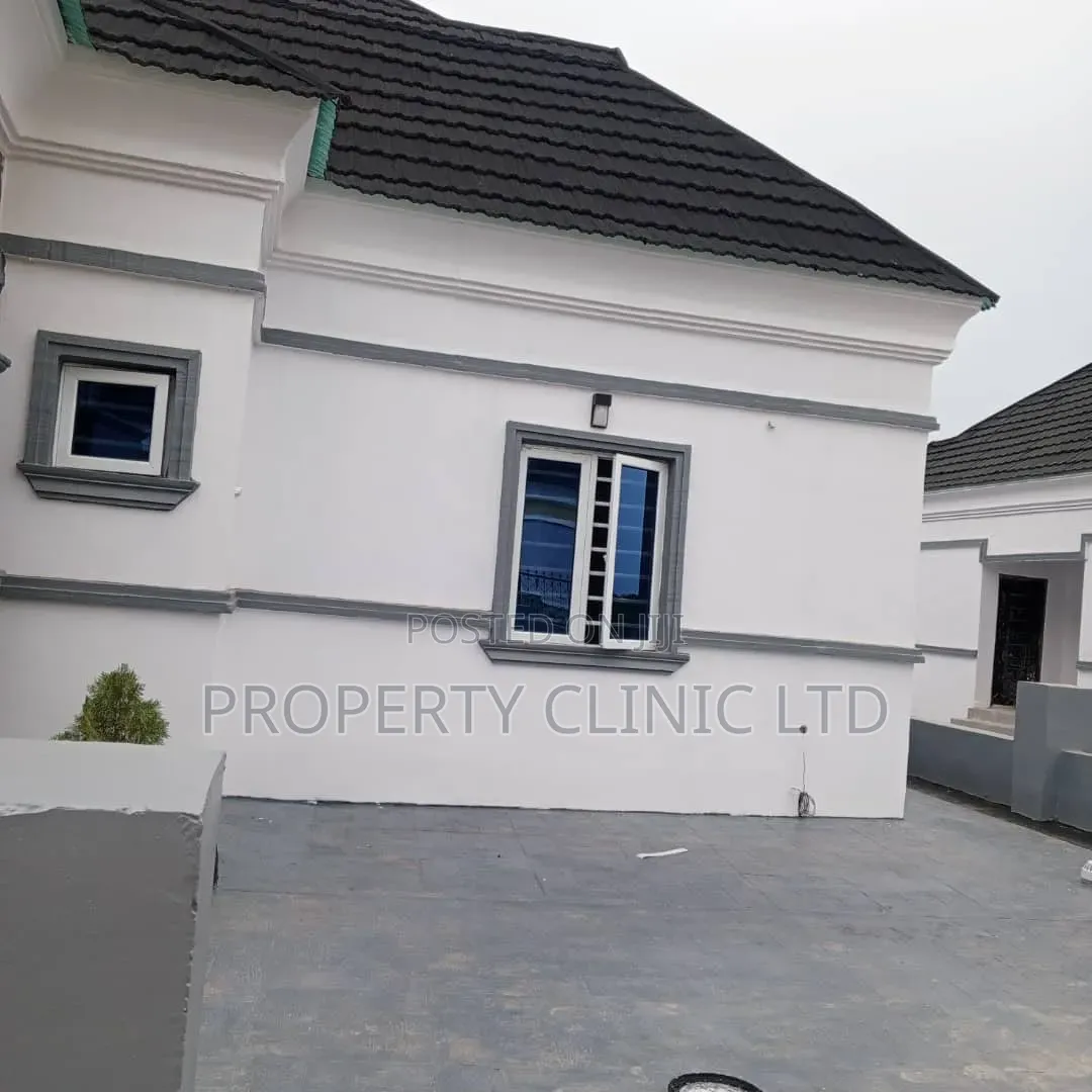 3bdrm Bungalow in Berger for sale in Berger