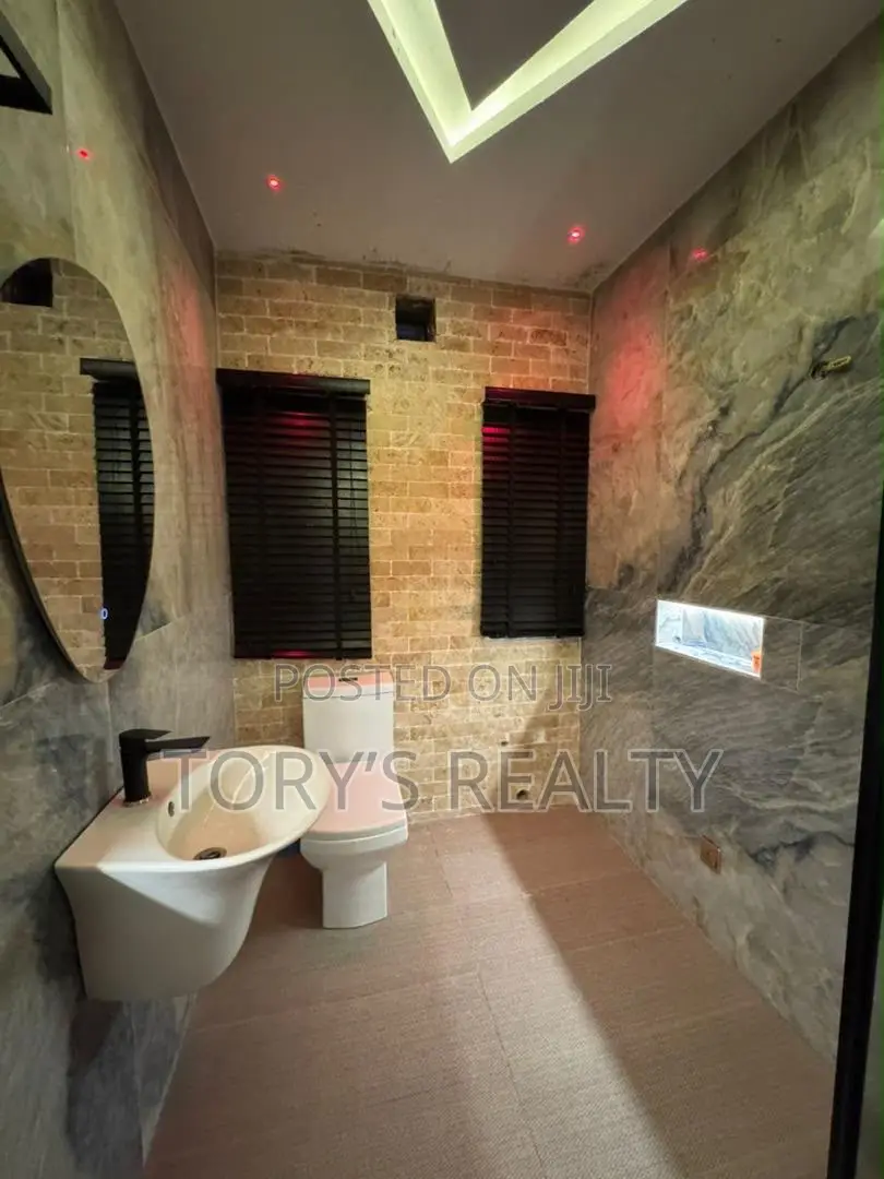 4bdrm Duplex in Osapa london for rent in Osapa london