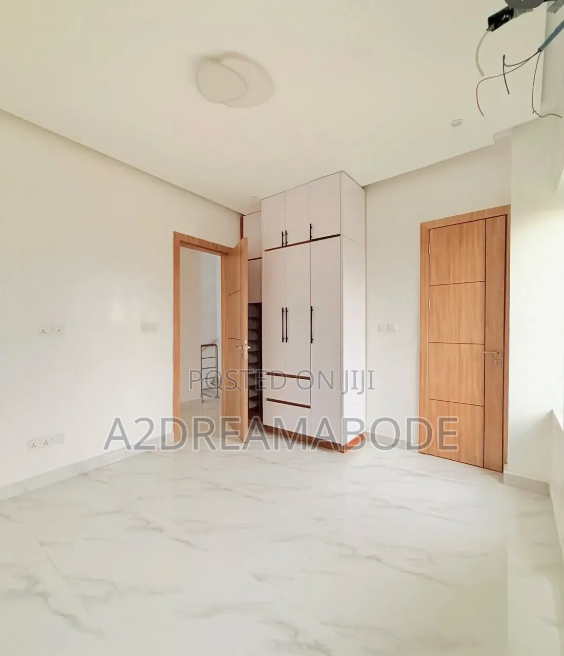4bdrm Duplex in Omole for sale in Omole Phase 1