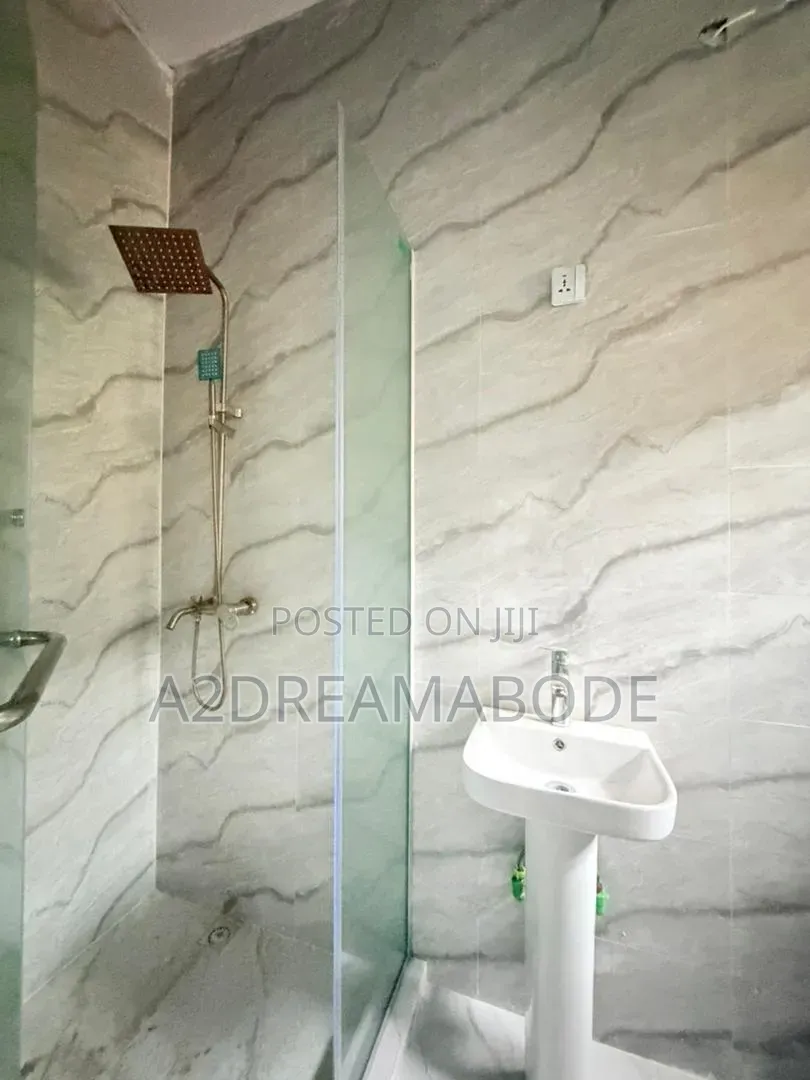 2bdrm Apartment in Ogba for rent in Aguda / Ogba