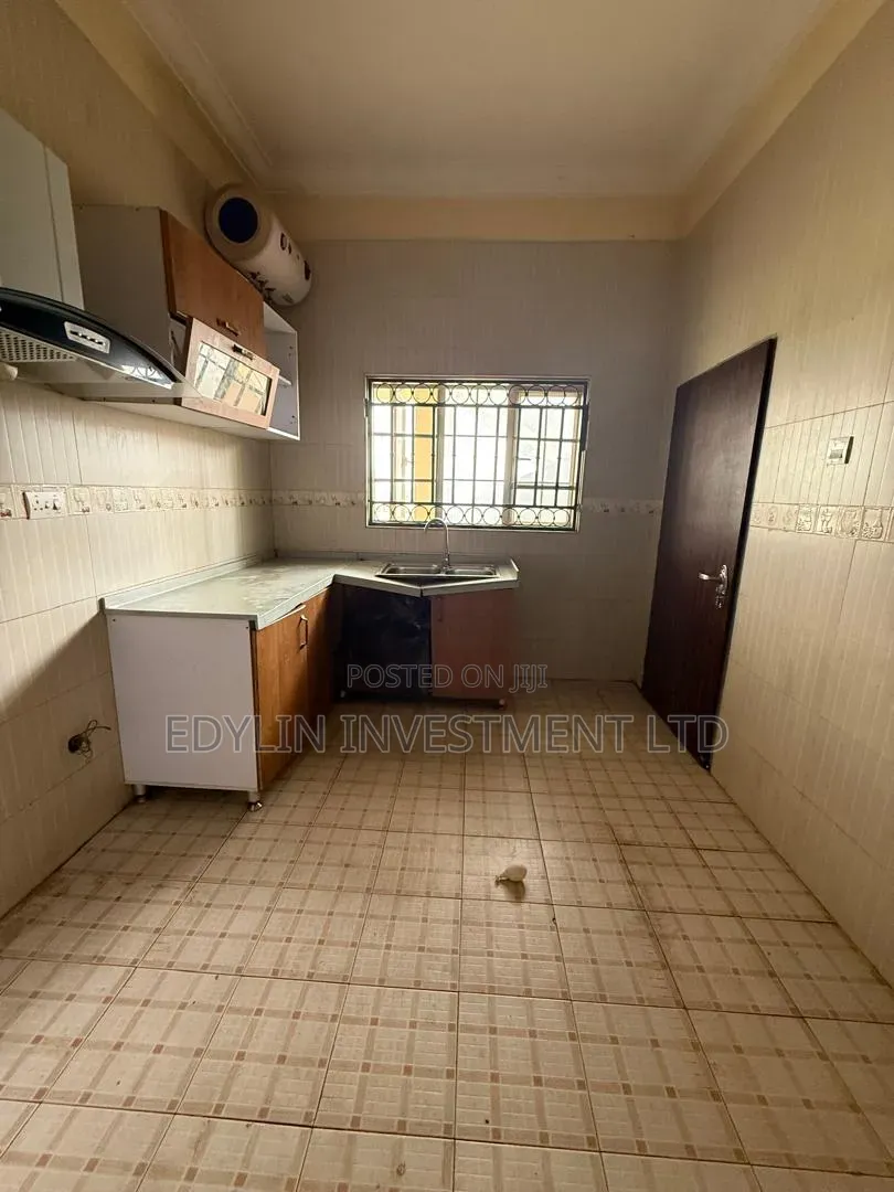 3bdrm Apartment in Inside An Estate, Katampe (Main) for rent in Katampe (Main)