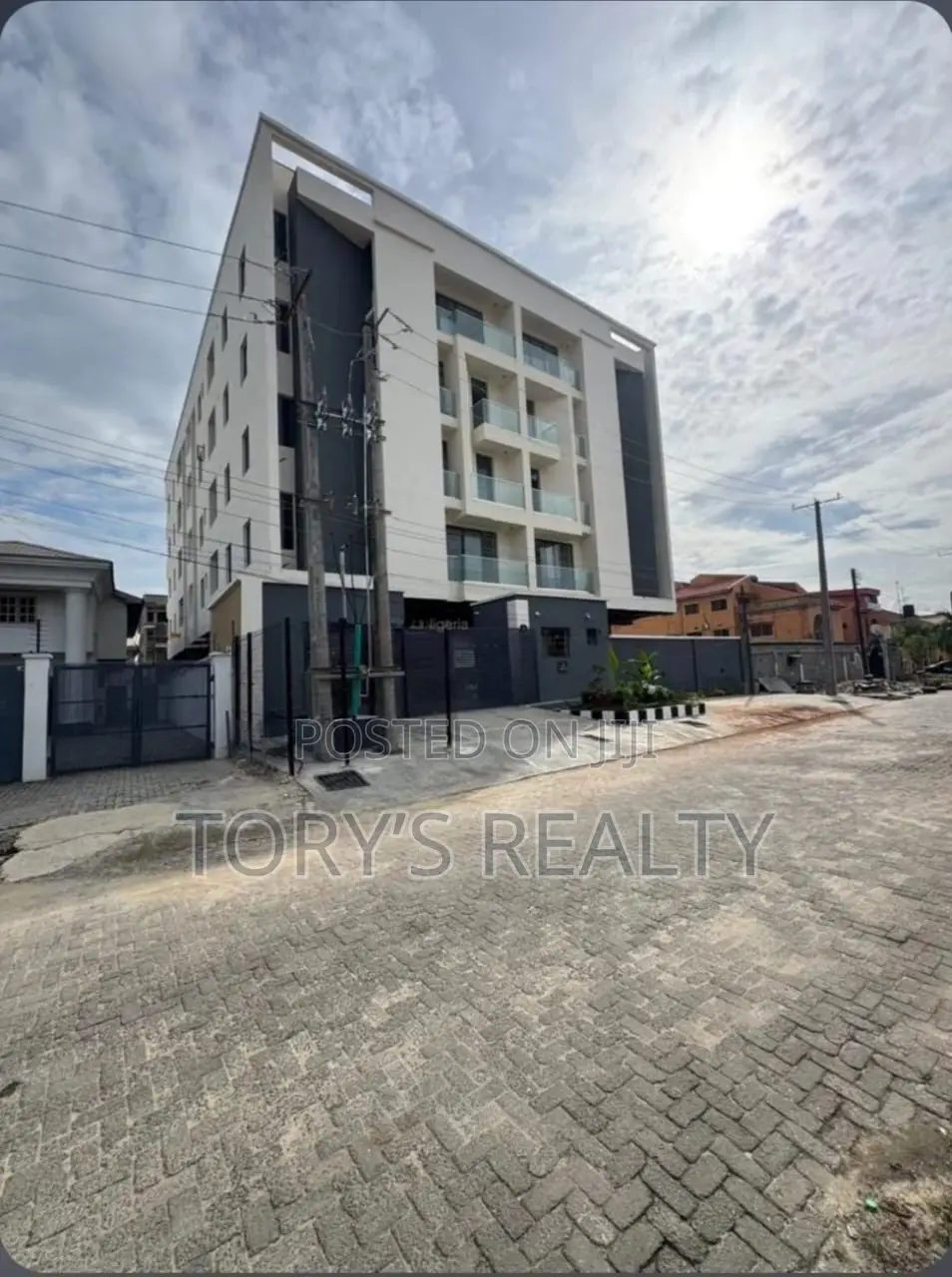 3bdrm Apartment in Lekki Phase 1 for rent in Lekki Phase 1