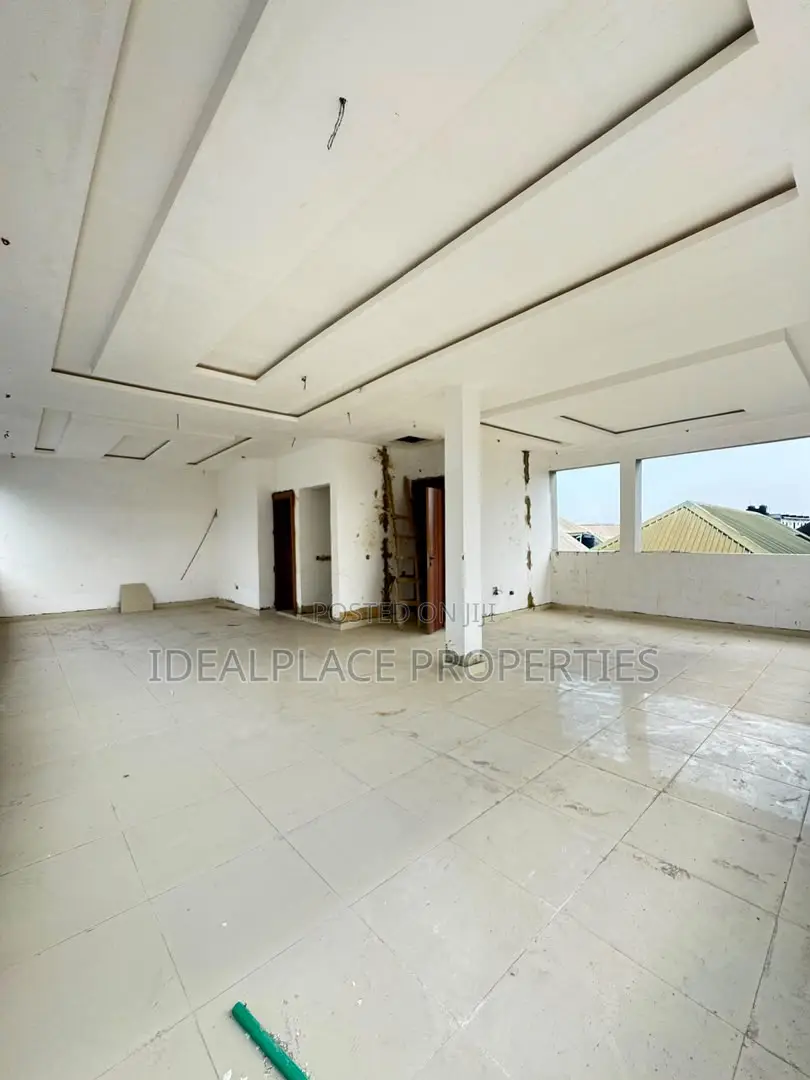 4bdrm Duplex in GRA Phase 2 Shangisha for sale in GRA Phase 2 Shangisha