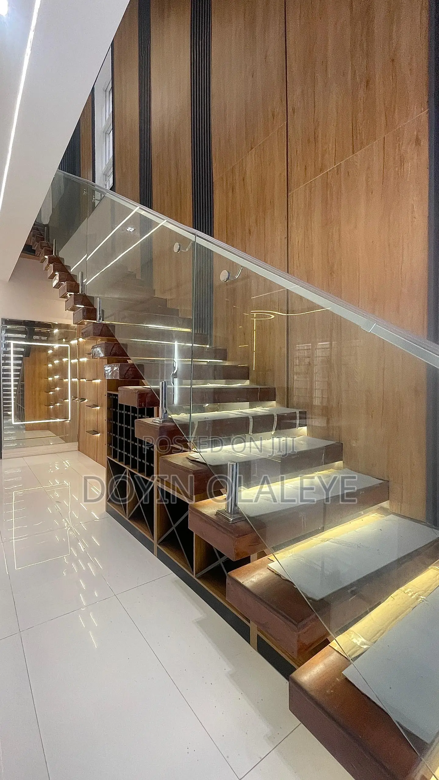 5bdrm Duplex in Lekki Phase 1 for sale in Lekki Phase 1