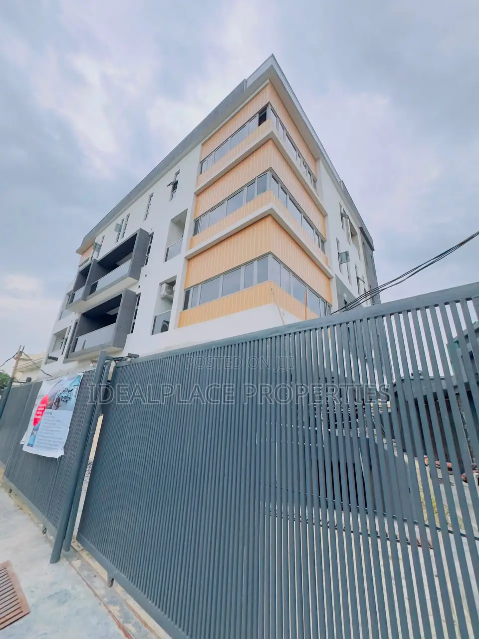 3bdrm Apartment in Shonibare Estate for sale in Shonibare Estate
