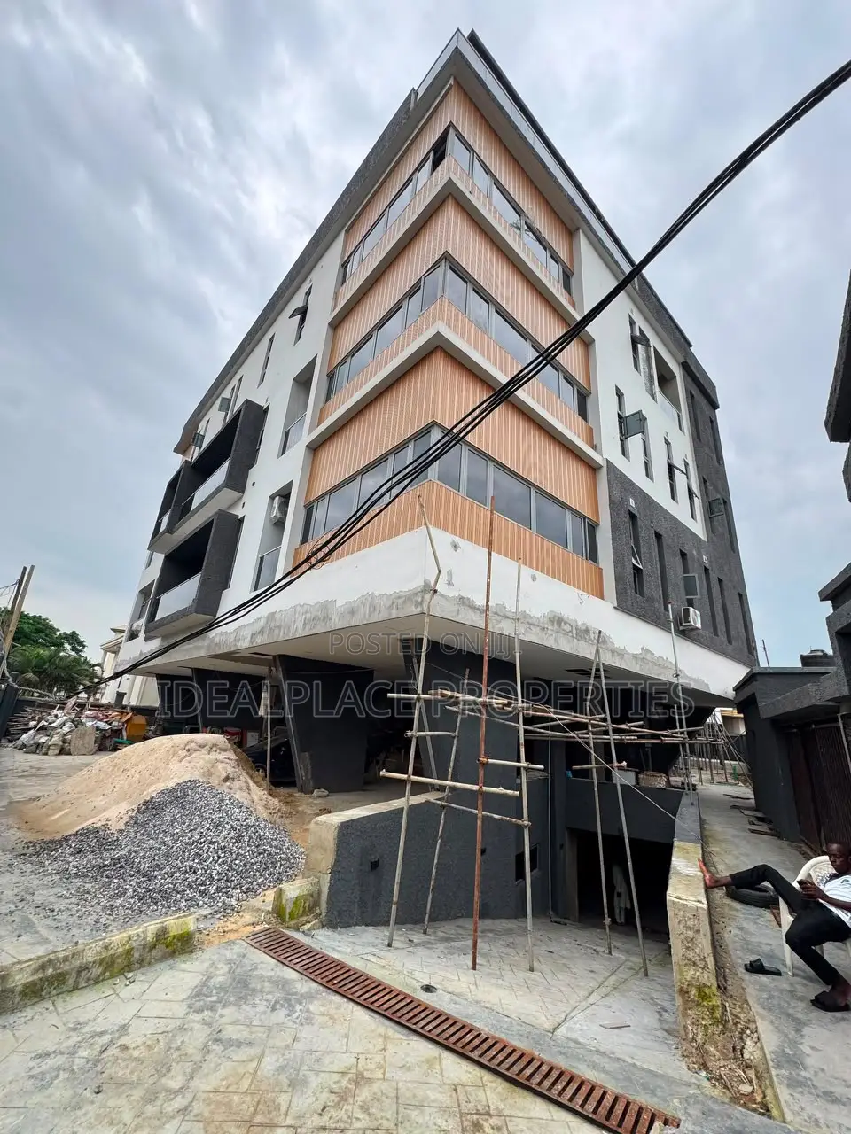 3bdrm Apartment in Shonibare Estate for sale in Shonibare Estate