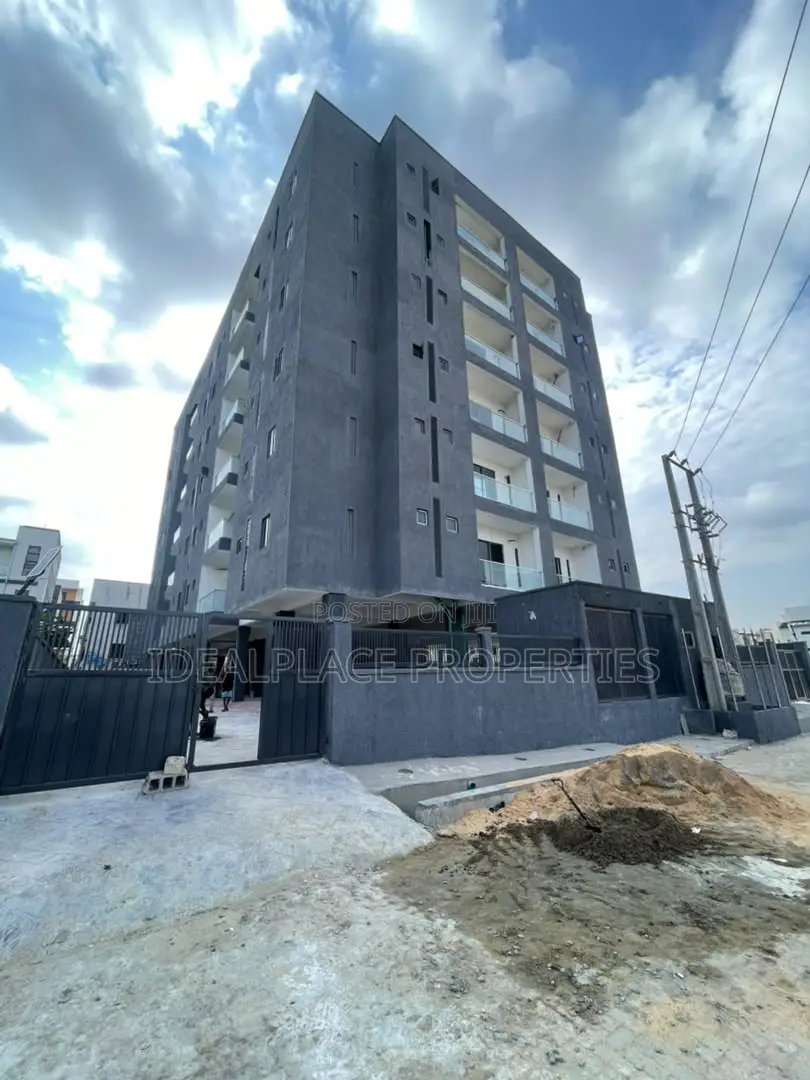 3bdrm Apartment in Ikate for sale in Ikate