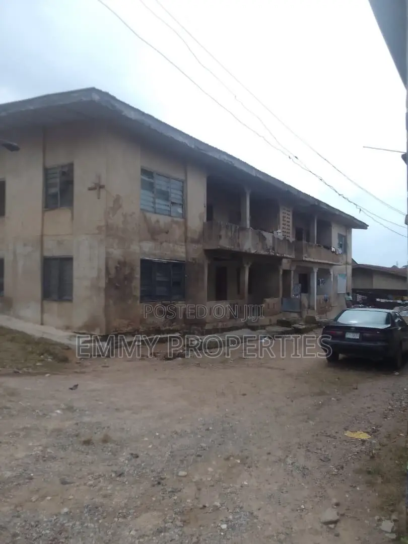 4bdrm Block of Flats in Oluyole for sale in Oluyole