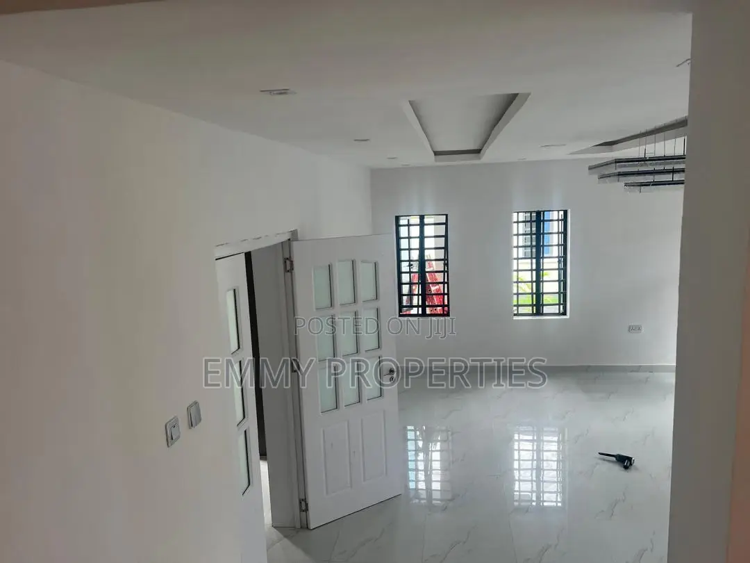 Furnished 5bdrm Duplex in Olopade Agoro, Oluyole for sale in Oluyole