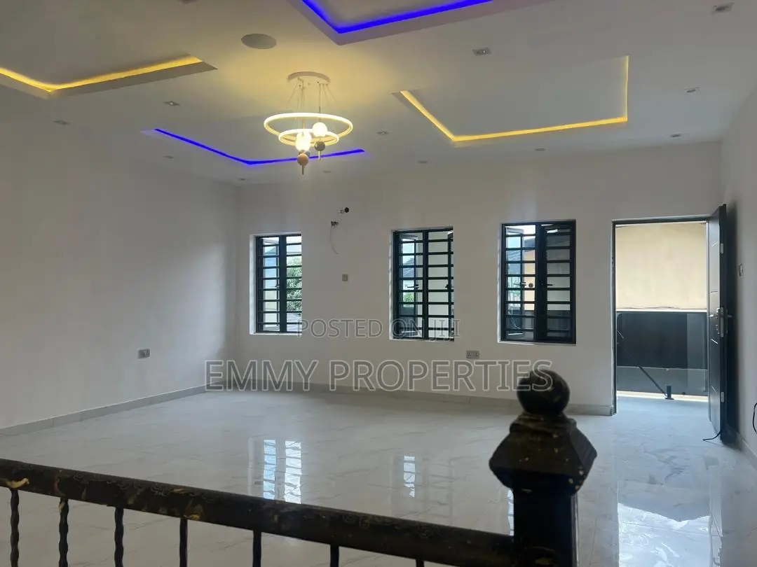Furnished 5bdrm Duplex in Olopade Agoro, Oluyole for sale in Oluyole