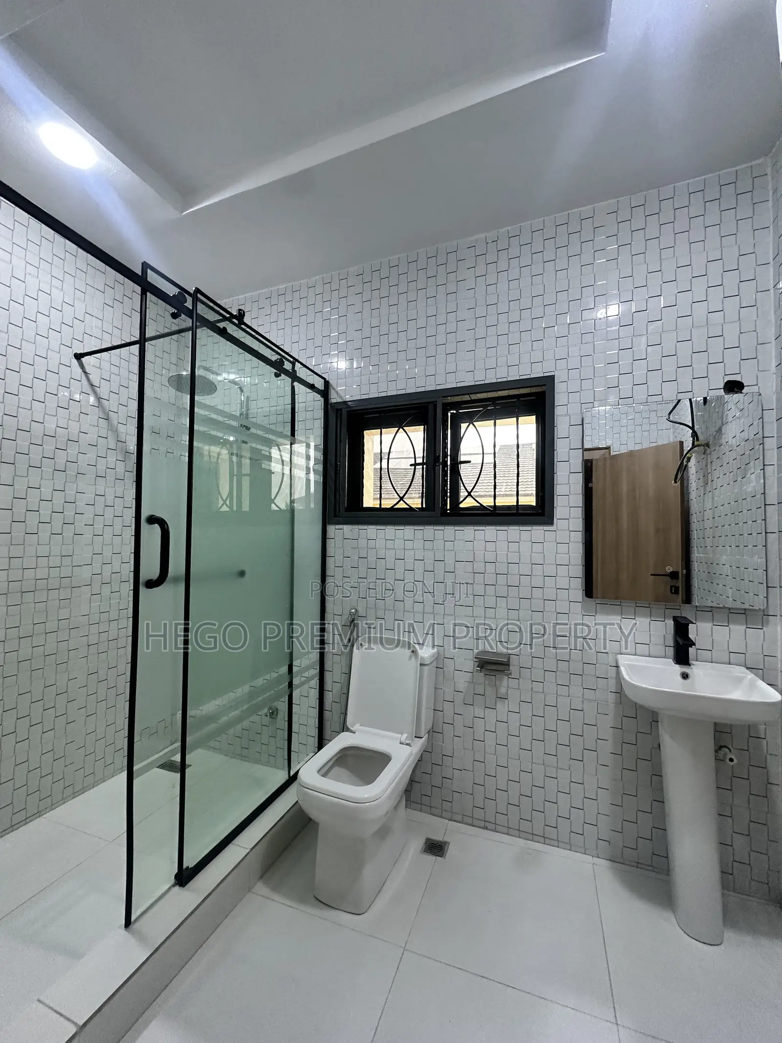 3bdrm Duplex in Suncity, Woji for rent in Woji