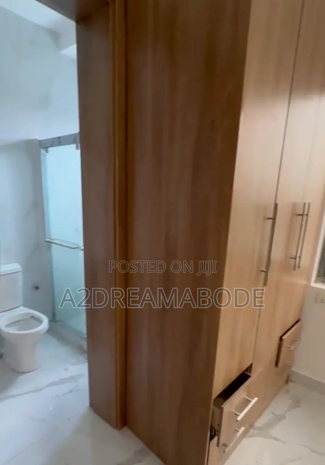 3bdrm Apartment in Yaba, Alagomeji for rent in Alagomeji