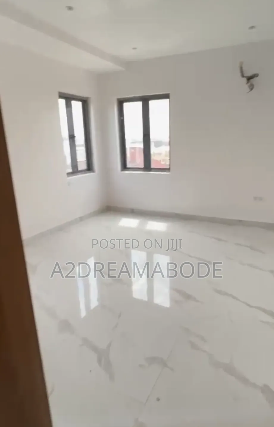 3bdrm Apartment in Yaba, Alagomeji for rent in Alagomeji