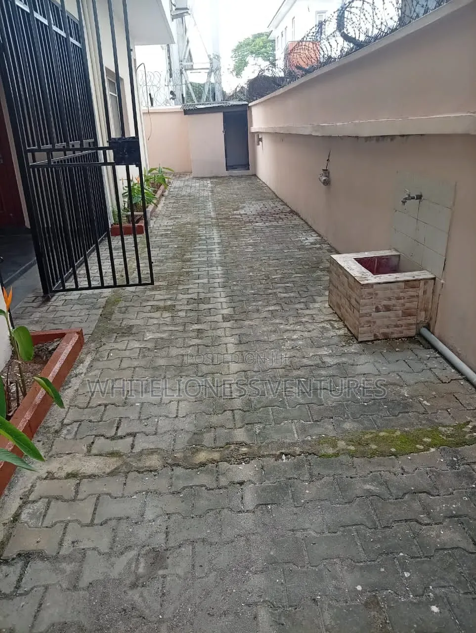 6bdrm Duplex in Parkview Estate for rent in Parkview Estate