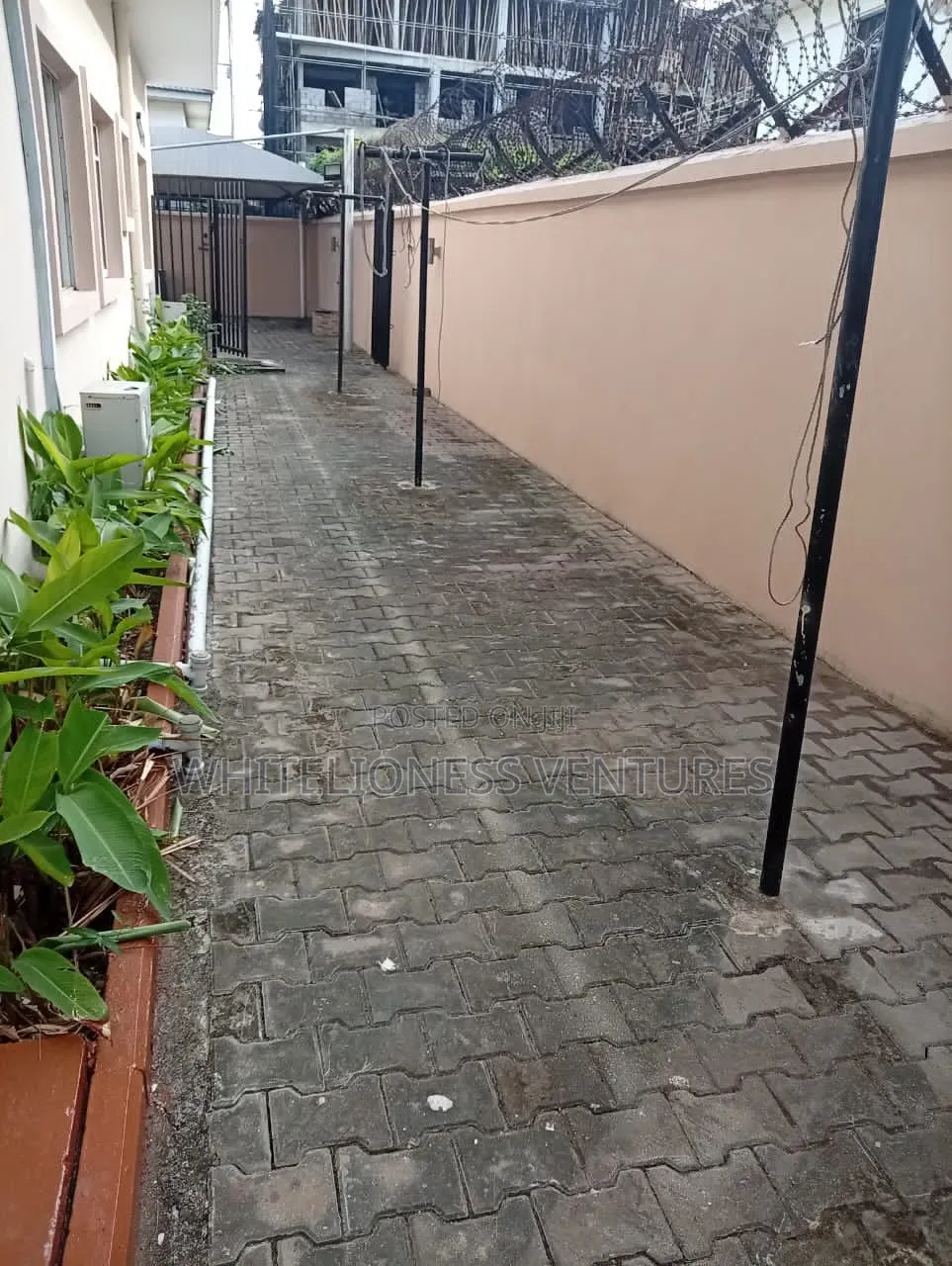 6bdrm Duplex in Parkview Estate for rent in Parkview Estate