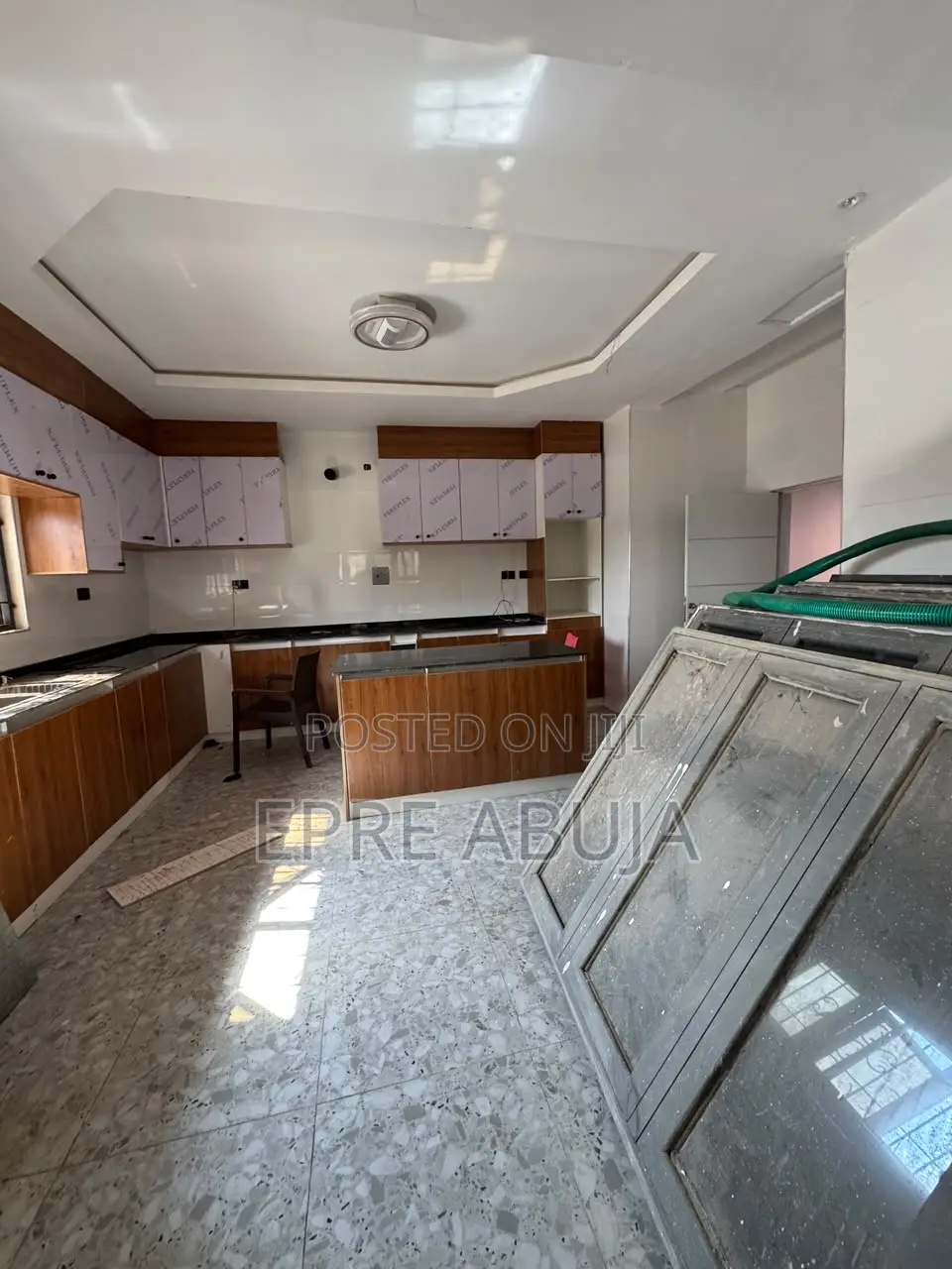 5bdrm Duplex in Guzape District for sale in Guzape District