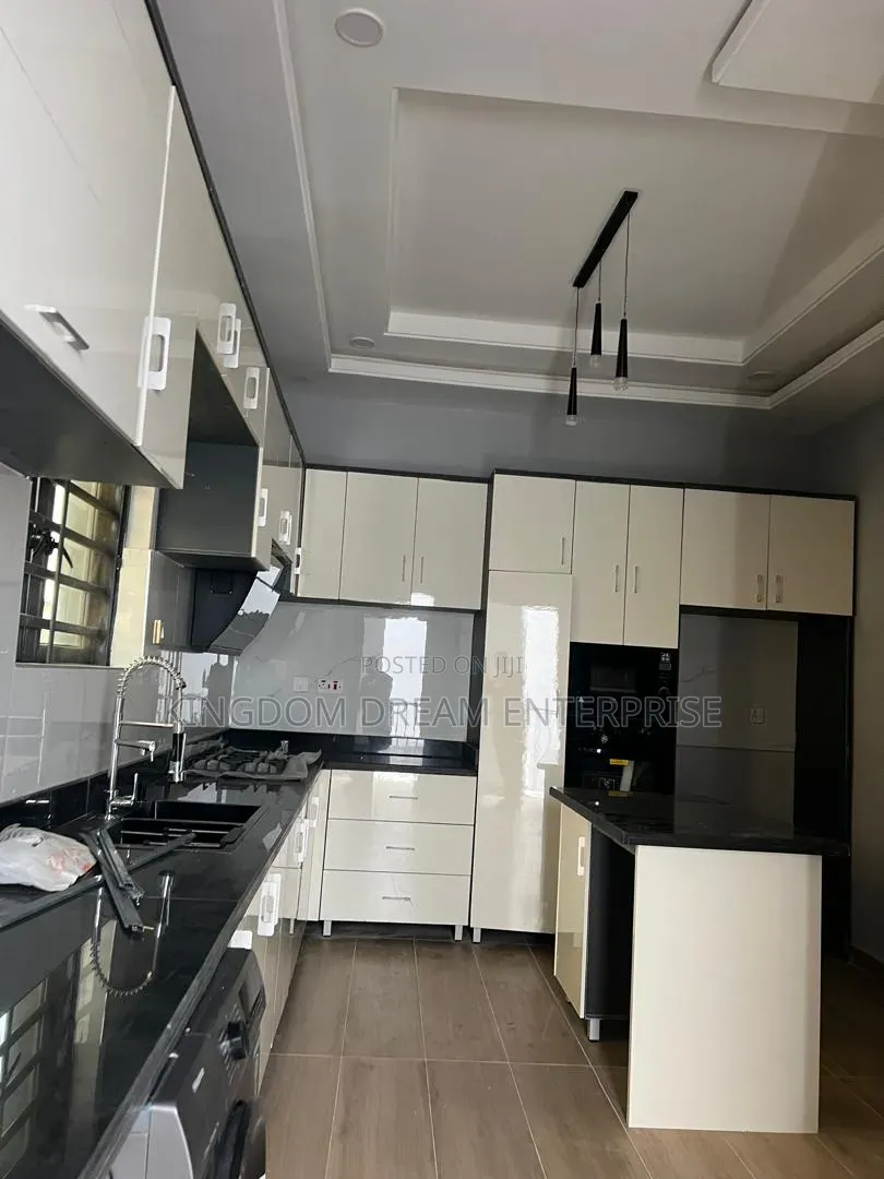 4bdrm House in Allen Avenue Ikeja for sale in Allen Avenue