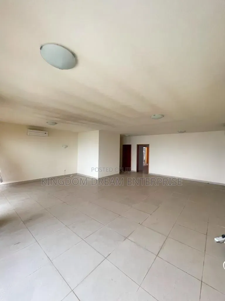 3bdrm Apartment in Banana Island Ikoyi for sale in Banana Island