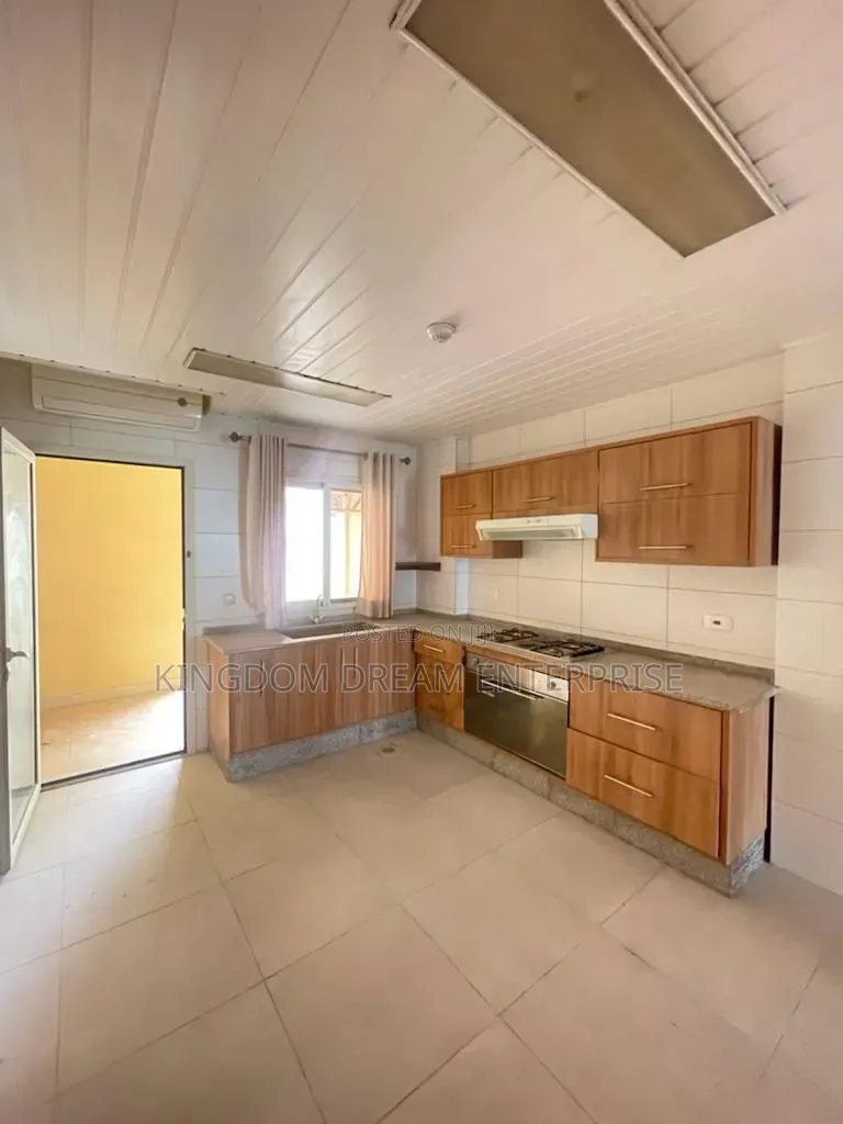 3bdrm Apartment in Banana Island Ikoyi for sale in Banana Island