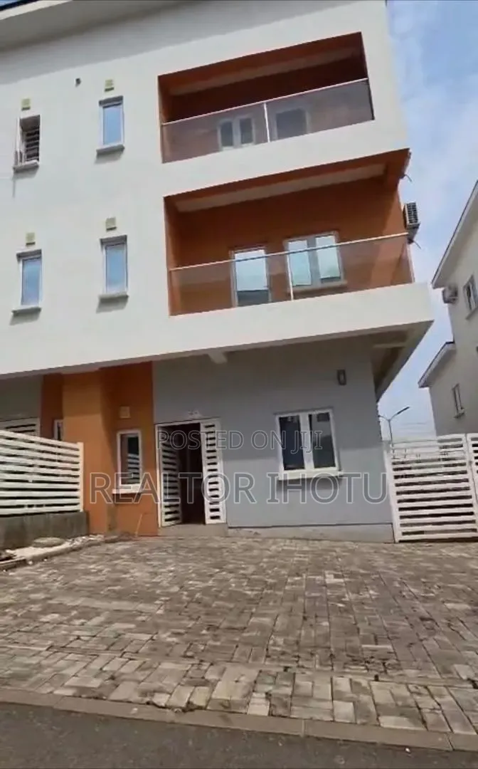 4bdrm Duplex in Katampe (Main) for sale in Katampe (Main)