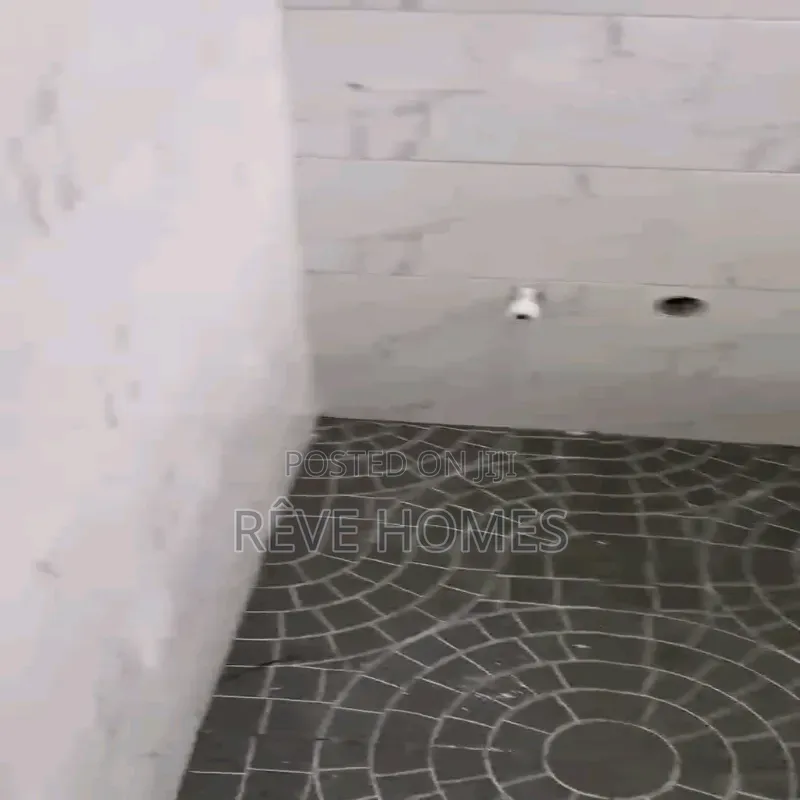 Mini Flat in Iwaya for rent in Iwaya
