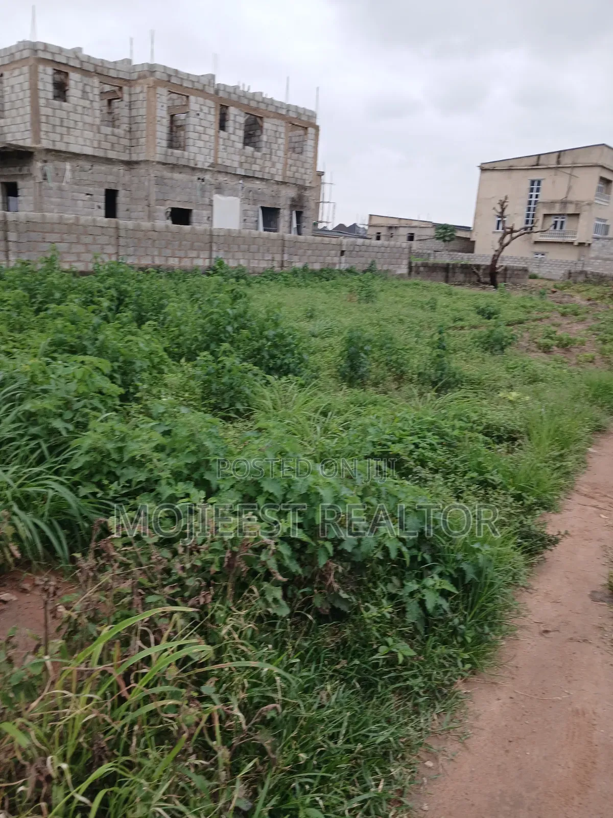 450sqm Land for Sales in Lugbe District