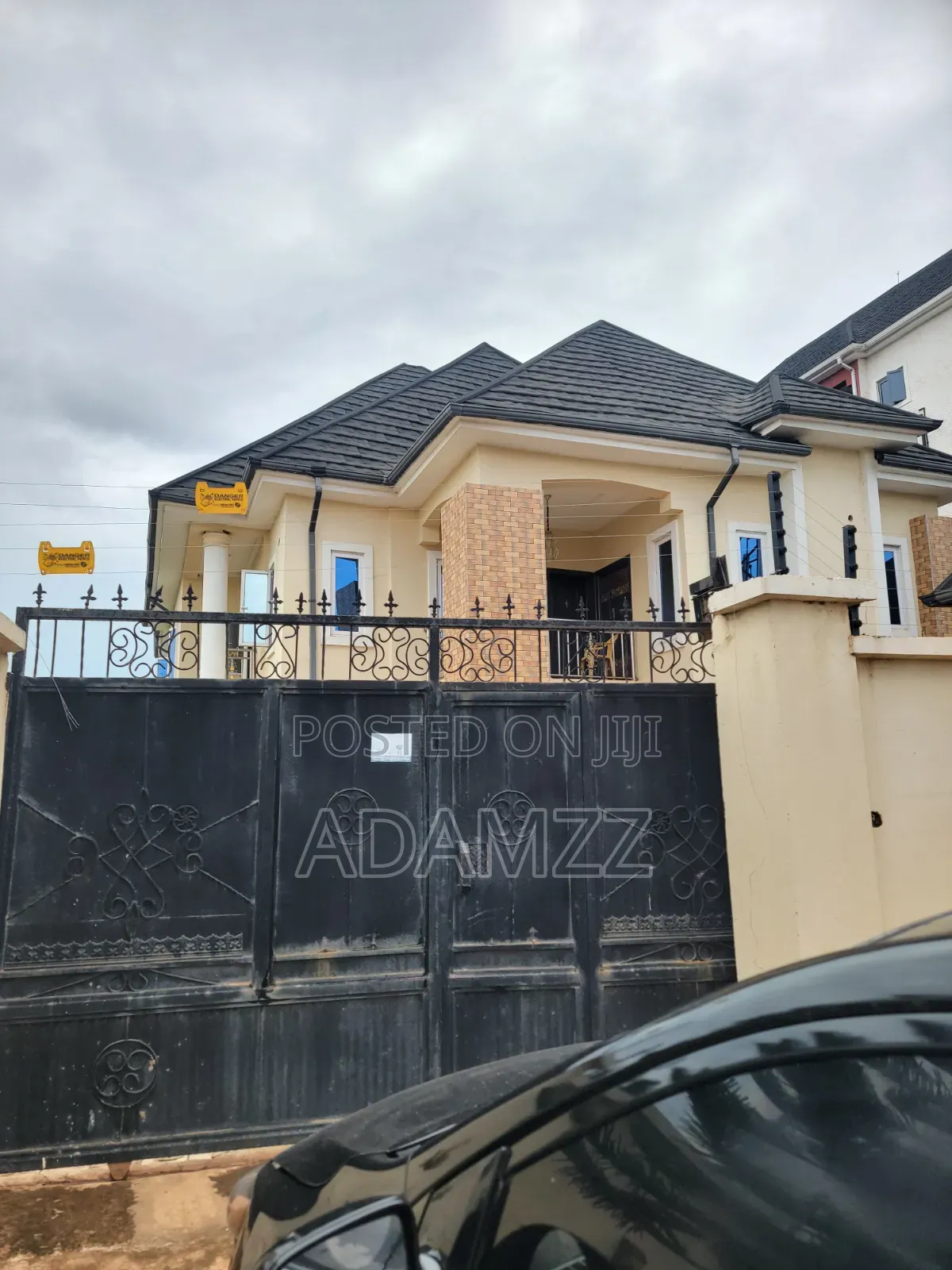 5bdrm Duplex in Enugu for sale in Enugu