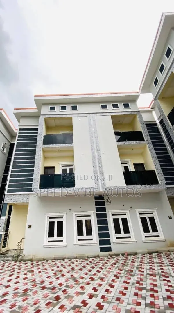 Furnished 4bdrm Townhouse/Terrace in Guzape District for sale in Guzape District