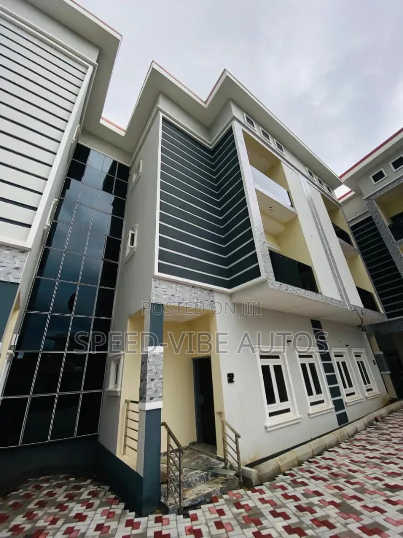 Furnished 4bdrm Townhouse/Terrace in Guzape District for sale in Guzape District