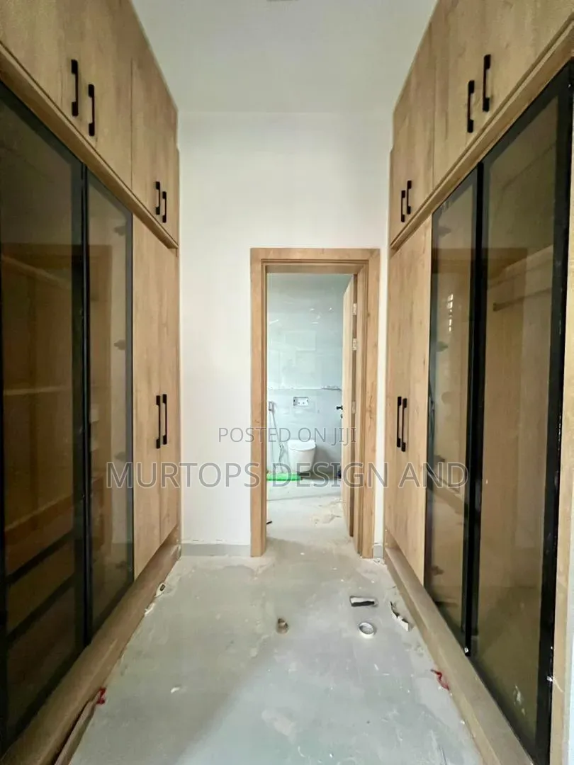 6bdrm Duplex in Victoria Island Extension for sale in Victoria Island Extension