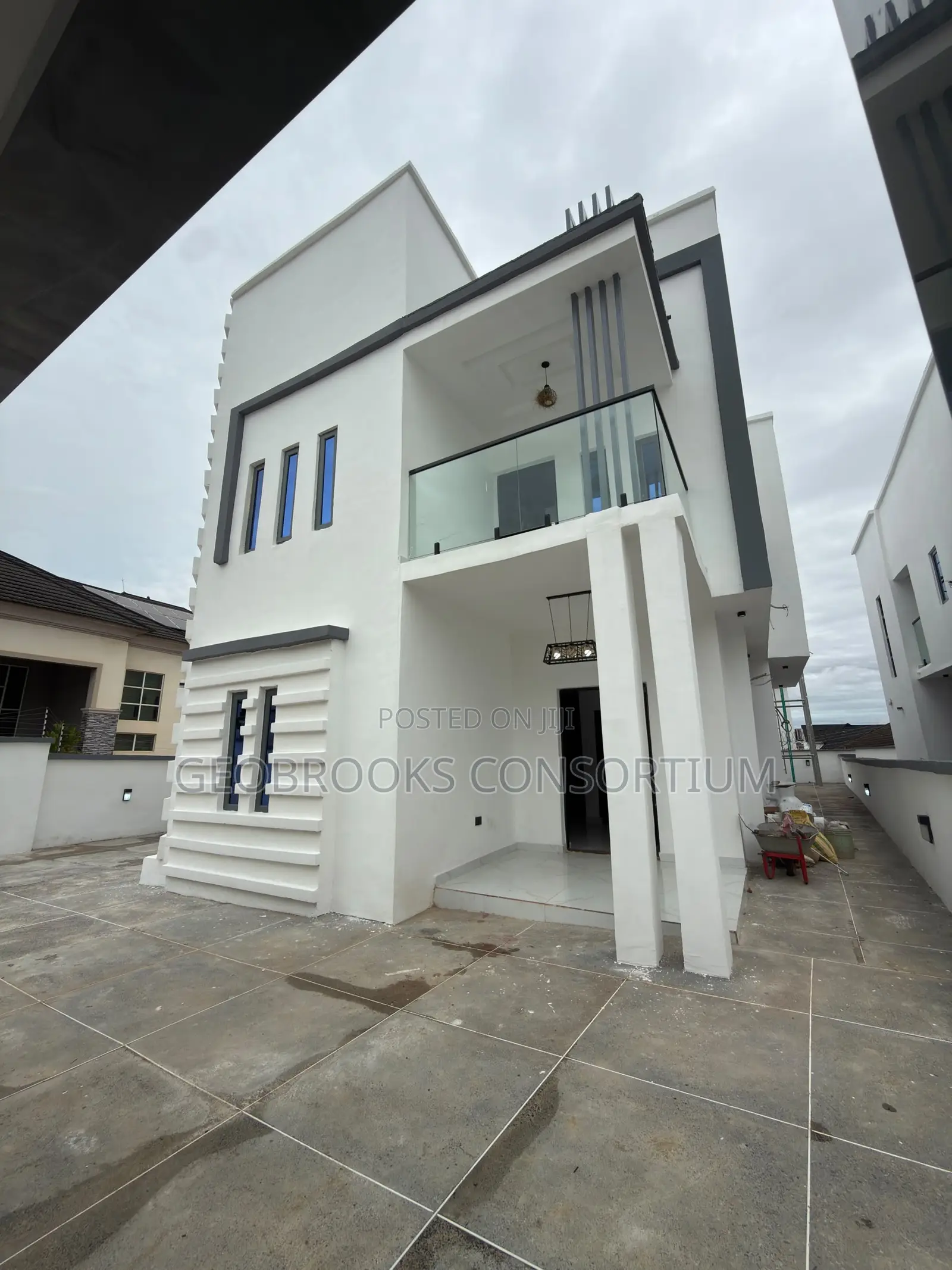 5bdrm Duplex in Kolapo Ishola Gra, Akobo for sale in Akobo