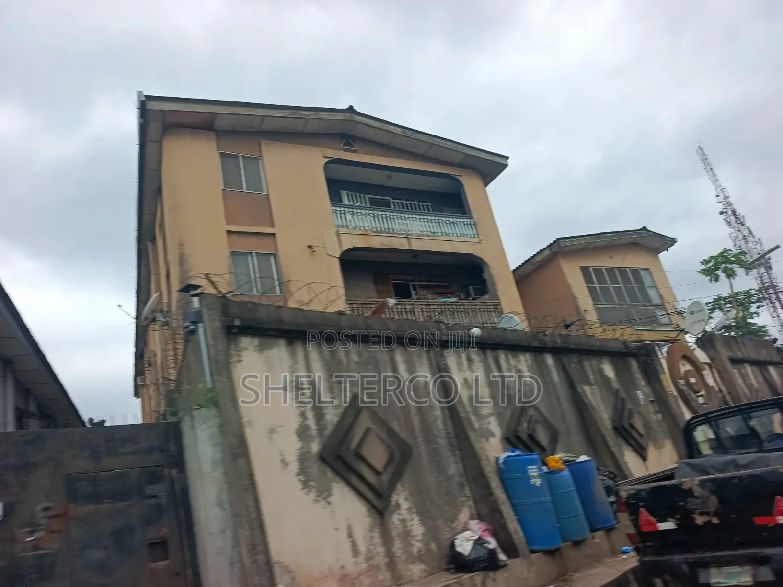 3bdrm Block of Flats in Street, Omole Phase 1 for sale in Omole Phase 1