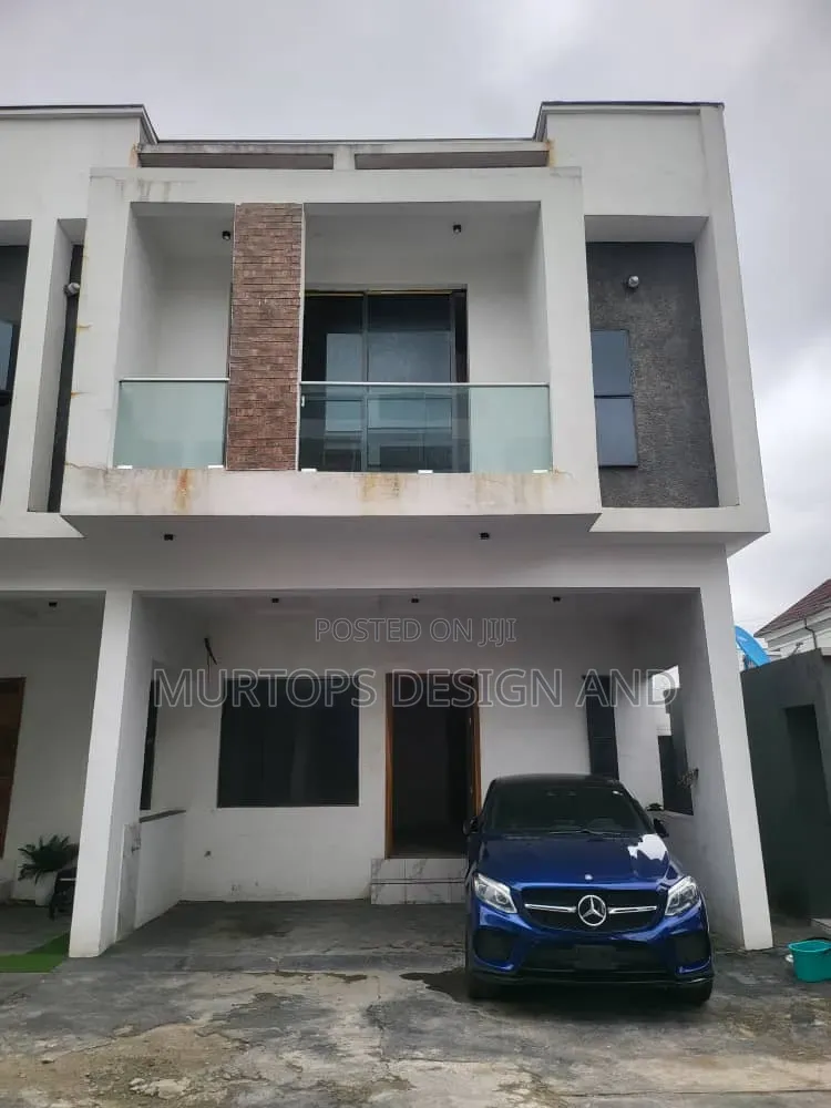 3bdrm Duplex in Lekki Phase 2 for sale in Lekki Phase 2