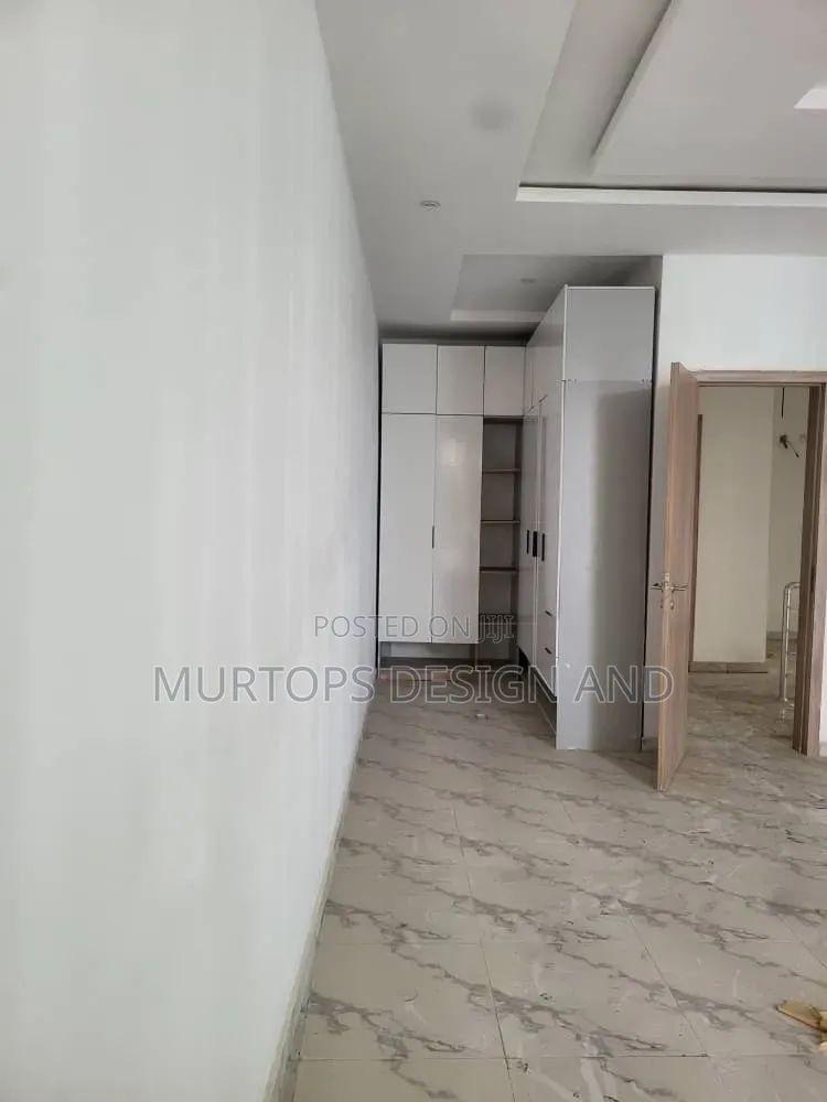3bdrm Duplex in Lekki Phase 2 for sale in Lekki Phase 2