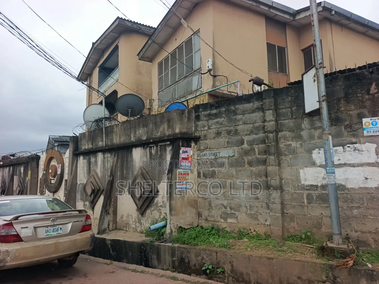 3bdrm Block of Flats in Street, Omole Phase 1 for sale in Omole Phase 1
