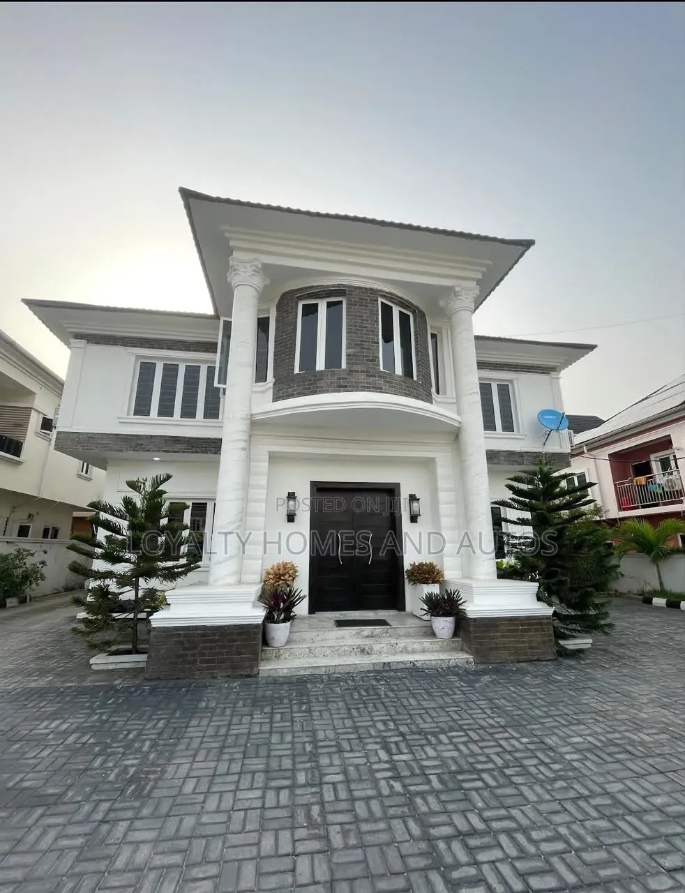 7bdrm House in Ikate for sale in Ikate