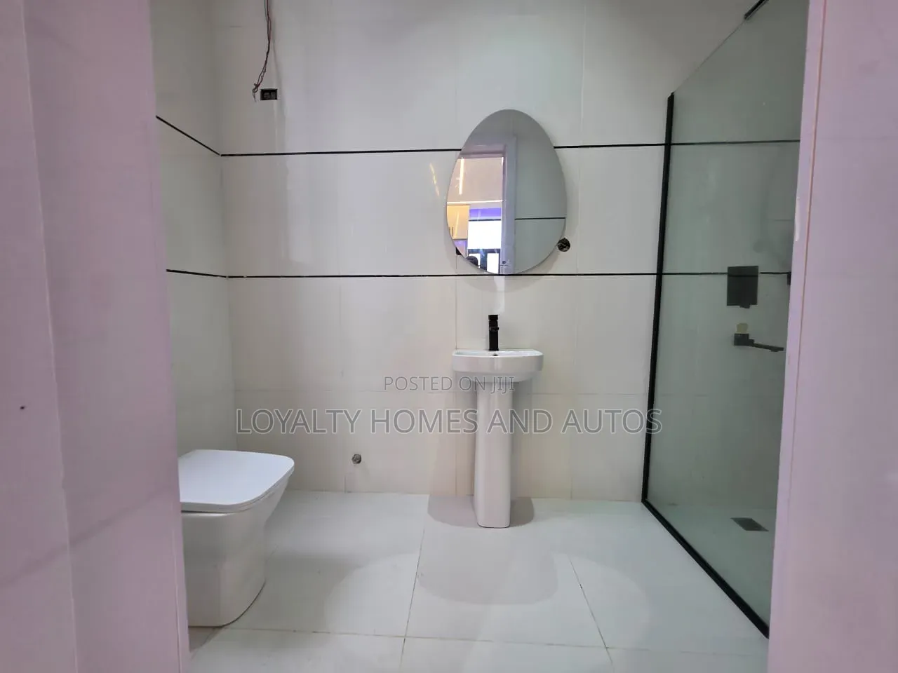 7bdrm House in Ikate for sale in Ikate