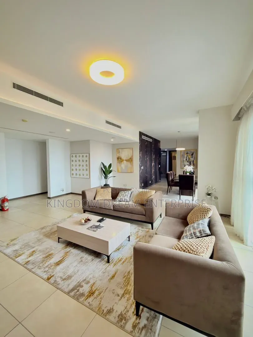 3bdrm Apartment in Oniru Victoria for rent in Victoria Island Extension