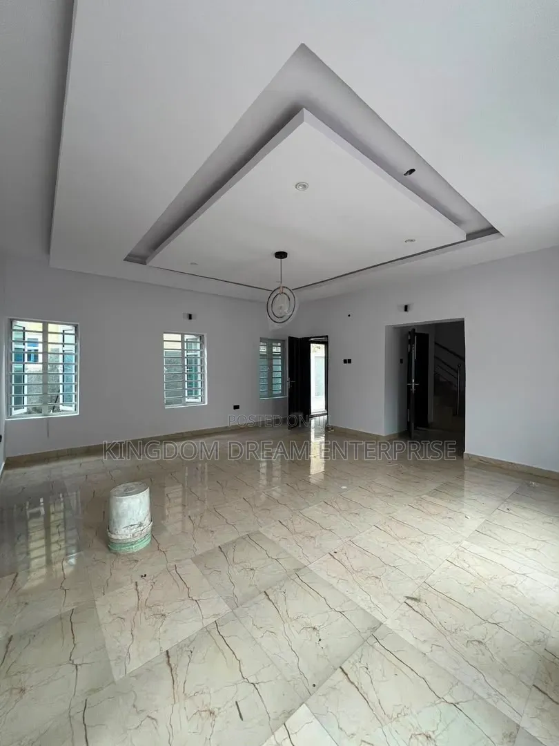 4bdrm Duplex in Ikota Lekki Lagos for rent in Lekki Phase 2