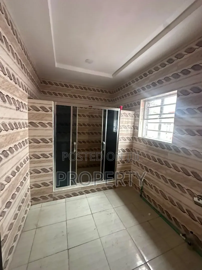 4bdrm Duplex in Lekki Phase 2 for sale in Lekki Phase 2