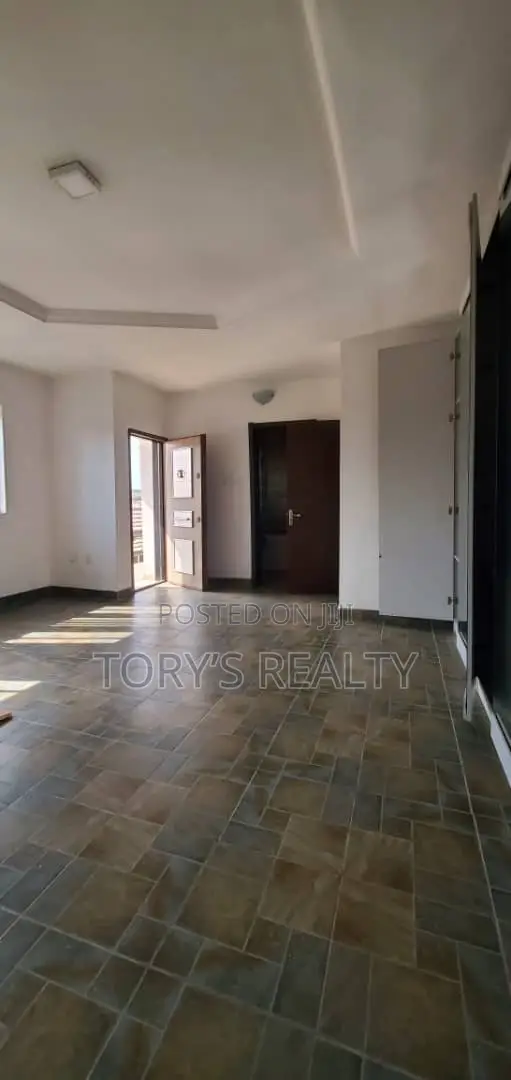 3bdrm Duplex in Lekki Phase 1 for rent in Lekki Phase 1