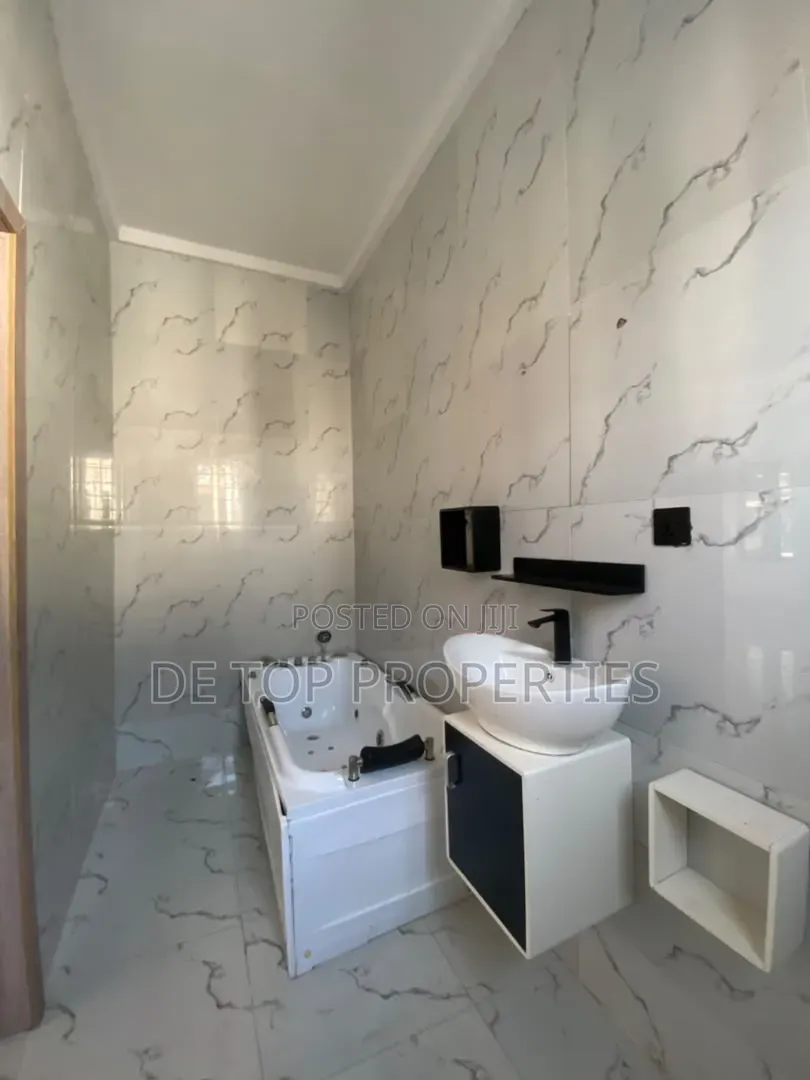 4bdrm Duplex in Orchid, Lekki Expressway for rent in Lekki Expressway