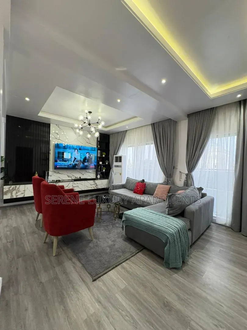 Spacious and Luxury 2bedroom Apartment With PS5 and Snooker Board in Lekki Phase 1
