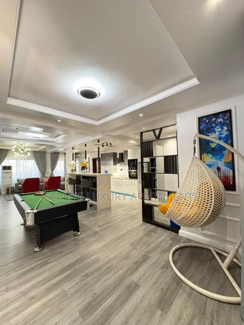 Spacious and Luxury 2bedroom Apartment With PS5 and Snooker Board in Lekki Phase 1