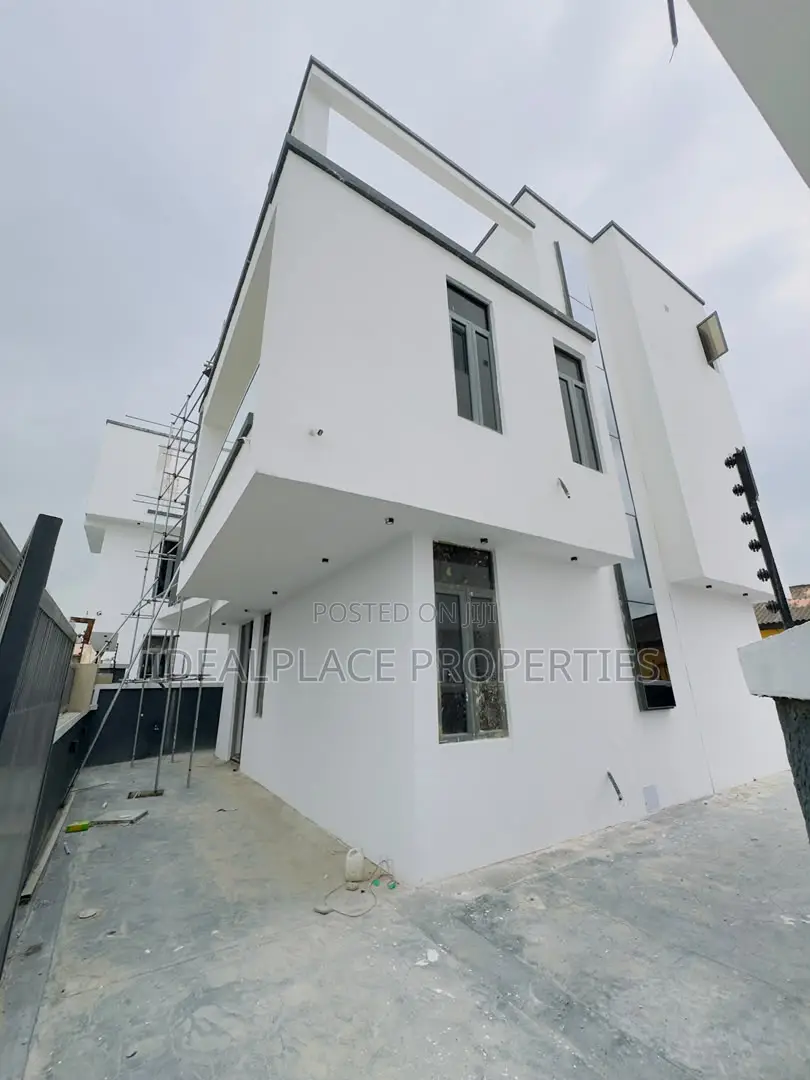 5bdrm Duplex in Omole Phase 2 for sale in Omole Phase 2