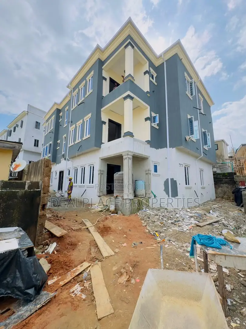 3bdrm Apartment in Opebi for sale in Opebi